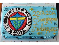 Adliyede Fenerbahçeli Hakim Ve Savcılara Pastalı Kutlama
