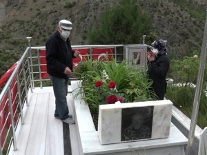 15 Temmuz Şehidi Dursun Acar Mezarı Başında Anıldı