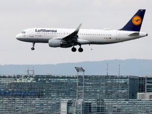 Almanya’da Hükümet İle Lufthansa Arasında Anlaşma Sağlandı