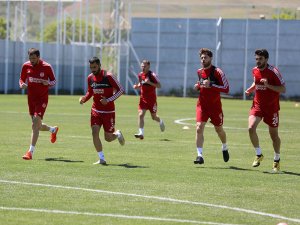 Sivasspor Yoğun Tempoda Çalışıyor