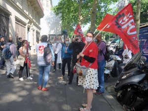 Fransa’da Hemşire Ve Hasta Bakıcılardan Hükümet Karşıtı Protesto