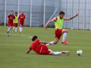 Sivasspor Çift Kale Maç Yaptı