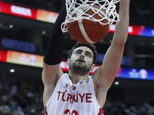 Fıba Sordu, Furkan Korkmaz Yanıtladı
