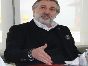 “Futbol Camiası Zor Günleri Birlikte Atlatacak”