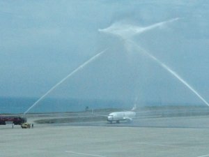 Korona Virüs Sürecinin Ardından Trabzon Havalimanı’na Uzun Bir Zaman Sonra İlk Tarifeli Uçak Seferi Bugün Gerçekleşti