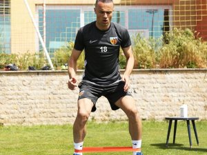 Kayserispor’da Sağ Bek Zoran’a Emanet