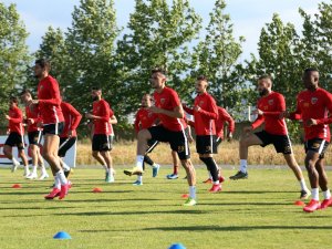 Kayserispor’da Kadro Şekilleniyor