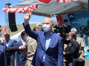 “Bu Harcı Aslında Terörün Üzerine Döküyoruz”
