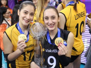Ayça Aykaç Ve Tuğba Şenoğlu Yeniden Vakıfbank’ta