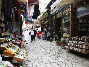 3 Bin Yıllık Geçmişe Sahip İlçede Turist Hareketliliği Başladı