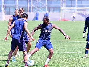 Başakşehir, Alanyaspor Hazırlıklarını Sürdürdü