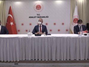 Adalet Bakanı Gül, Tbb Başkanı Feyzioğlu Ve Baro Başkanları İle Bir Araya Geldi