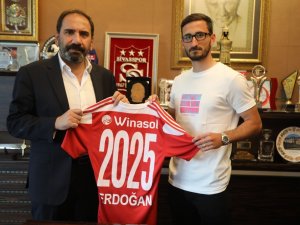Erdoğan Yeşilyurt, 5 Yıl Daha Sivasspor’da
