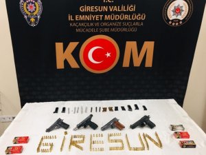 Giresun’da Silah Kaçakçılarına Yönelik Operasyonda 2 Tutuklama