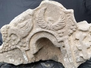 Yıkıntılar Arasında Bir Tarih Çıktı