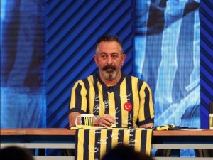 Cem Yılmaz’dan Beşiktaş Kampanyasına Destek