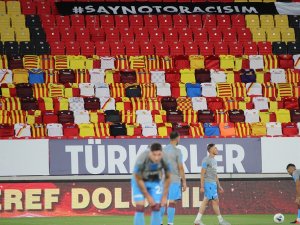 Süper Lig: Göztepe: 0 - Trabzonspor: 1 (İlk Yarı)