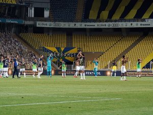 Fenerbahçe 10 Kişiyle Kazandı
