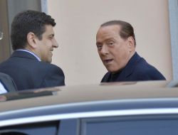 Berlusconi Sosyal Hizmete Başladı