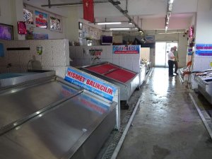 Trabzon’da Balıkçı Tezgahları Boş Kaldı