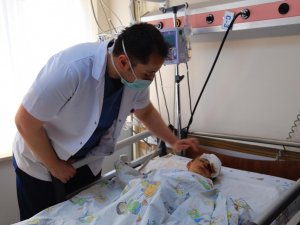 Enkazdan Kurtarılan 3 Yaşındaki Musa’dan Güzel Haber