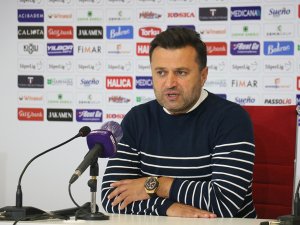 "Futbolcu Kardeşlerimi Tebrik Ediyorum"