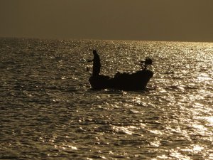 Gün Batımında Balıkçıların Görüntüsü Objektiflere Böyle Yansıdı