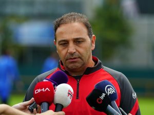Fuat Çapa: “Fenerbahçe’ye 90 Dakikadan Fazla Konsantre Olmalıyız”