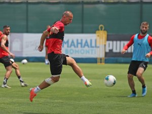 Göztepe, Yeni Malatyaspor Maçına Hazırlanıyor