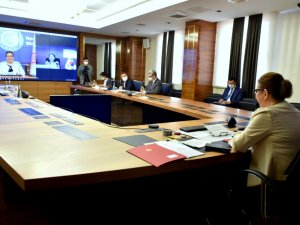 Ticaret Bakanı Pekcan, Güney Koreli Mevkidaşı İle Görüştü