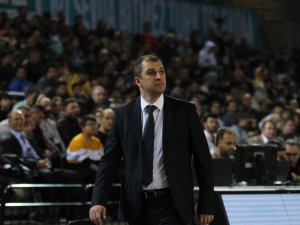 Türk Telekom, Başantrenör Burak Gören İle Sözleşme Yeniledi