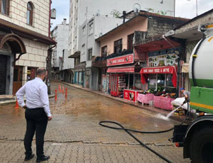İyidere'de Şiddetli Yağış 15 İş Yerini Su Bastı