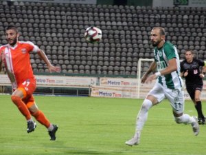 Tff 1. Lig: Giresunspor: 0 - Adanaspor: 0 (İlk Yarı Sonucu)