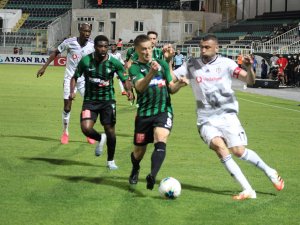 Denizlispor: 0 - Beşiktaş: 1 (İlk Yarı)