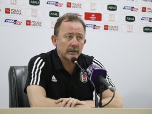 Sergen Yalçın: “Beşiktaş Şampiyonluğa Oynayan Bir Kadro Kuracak”