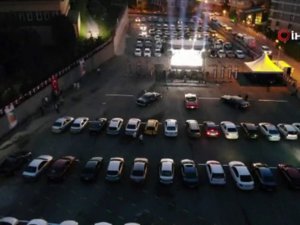 Çekmeköy’de Açık Havada Arabalı Sinema Nostaljisi Keyfi