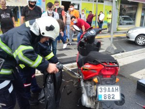 Görenler İnanamadı: Motosikletin İçinden Engerek Yılanı Çıktı