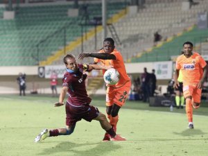 Süper Lig: Aytemiz Alanyaspor: 2 - Trabzonspor: 2 (Maç Sonucu)