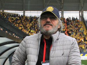 Ankaragücü, Mustafa Reşit Akçay İle Yolları Ayırdı