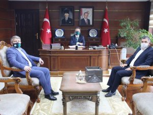 Askon’dan Vali Ünlü’ye Nezaket Ziyareti