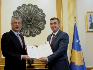 Kosova Cumhurbaşkanı Thaçi Hakkında Savaş Suçu İşlediği Gerekçesiyle İddianame