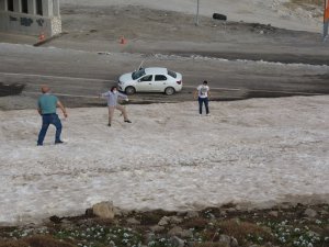 Haziran Ayında Kartopu Keyfi