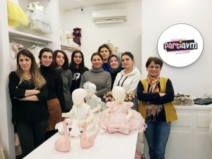 Kadın Girişimciler Organizasyon Yeteneğini İnternete Taşıdı