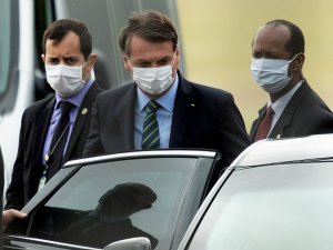 Brezilya Başkanı Bolsonaro’ya Getirilen Maske Takma Zorunluluğu Temyize Götürüldü