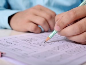 Yks’nin İlk Oturumu Tyt Başladı
