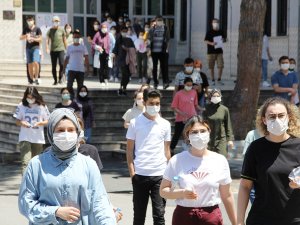Korona Virüs Gölgesinde Yks İlk Oturum Tamamlandı