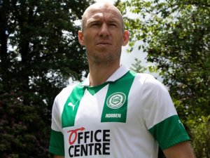 Arjen Robben Groningen İle Futbola Geri Döndü