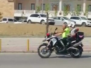 Sınava 1 Dakika Kala Polis Ekipleri Sayesinde Sınava Yetişti