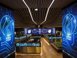 Borsa İlk Yarıda Kazandı
