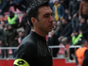 Kayserispor-beşiktaş Maçını Arda Kardeşler Yönetecek